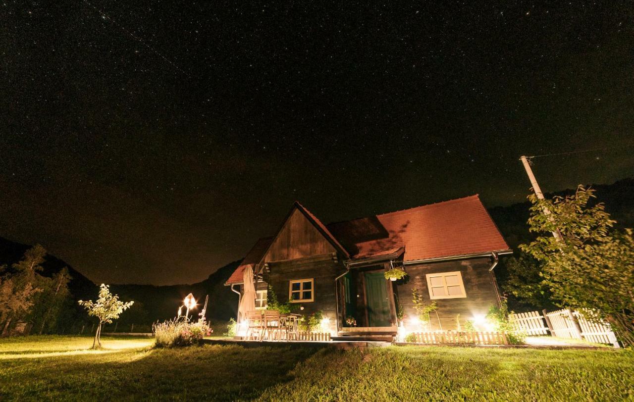 Plitvice Chalet Villa Korana ภายนอก รูปภาพ