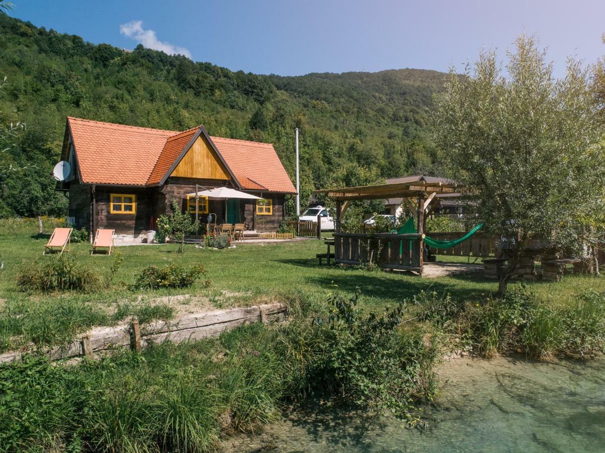 Plitvice Chalet Villa Korana ภายนอก รูปภาพ